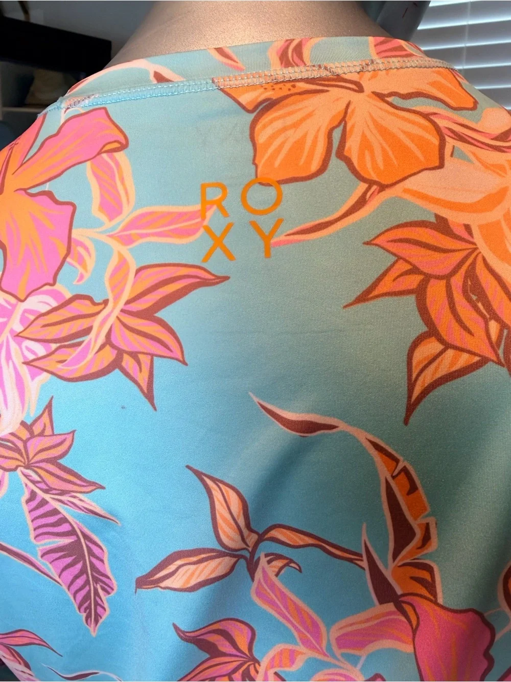 Roxy Tropical Floral Rash Guard Swim Top Medium Aqua Pink UPF Teal Coral Beach - Picture 3 of 9